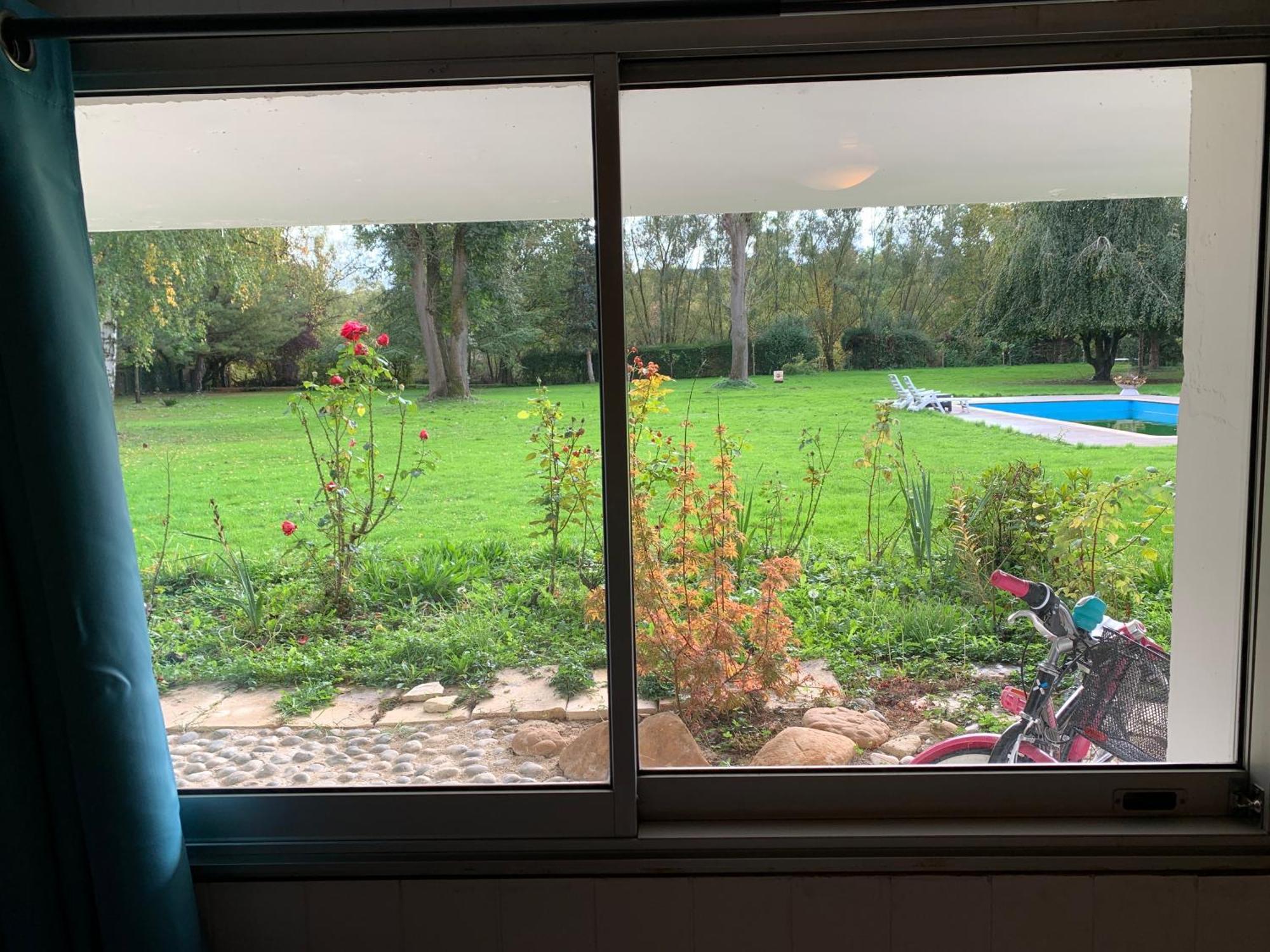 Appartement Familial Au Bord De La Marne, Jardin 8000M2, Piscine, Court De Tennis, Terrasse, Parking Gratuit Proche Disneyland Isles-lès-Villenoy Exteriér fotografie