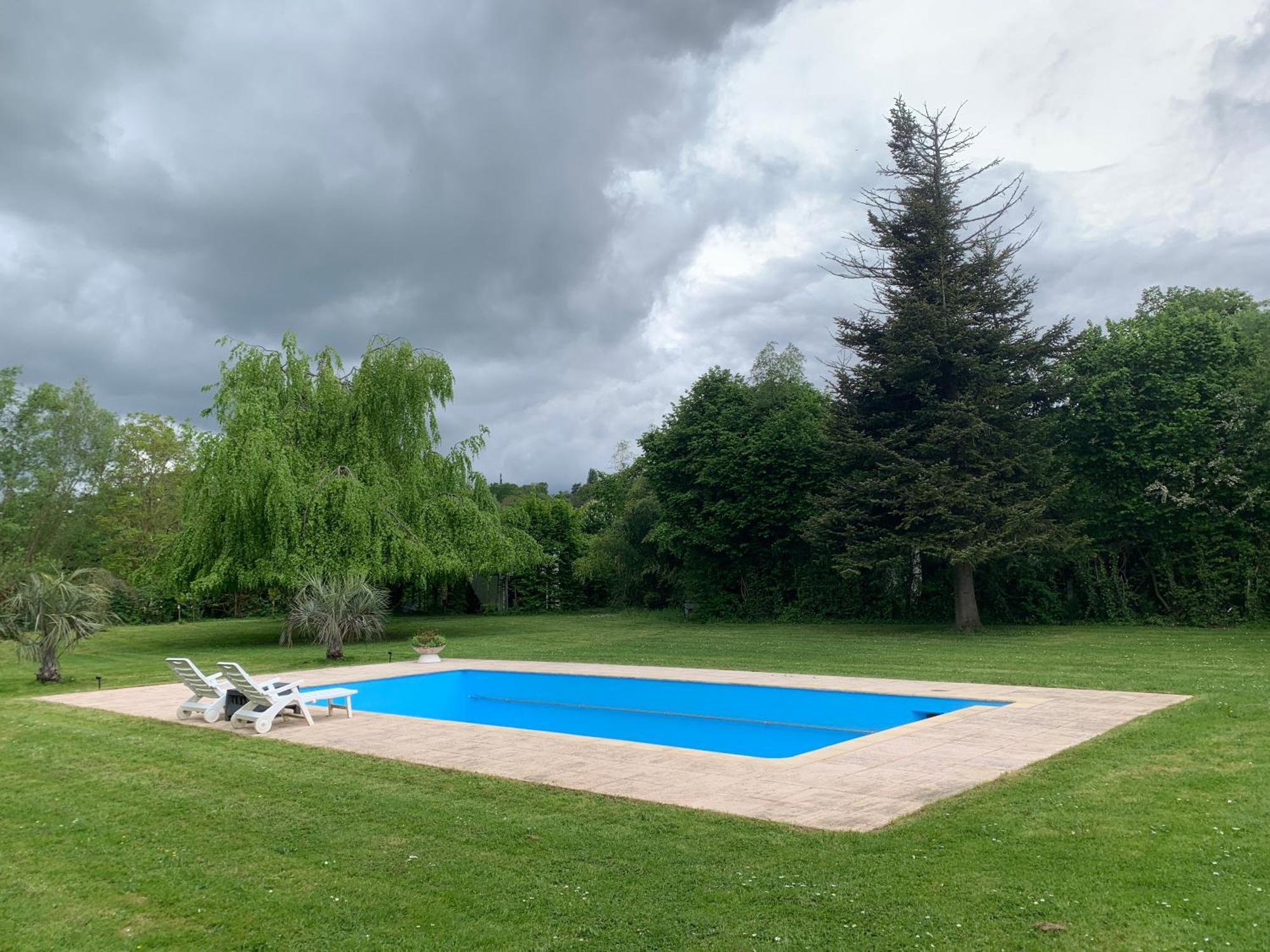 Appartement Familial Au Bord De La Marne, Jardin 8000M2, Piscine, Court De Tennis, Terrasse, Parking Gratuit Proche Disneyland Isles-lès-Villenoy Exteriér fotografie