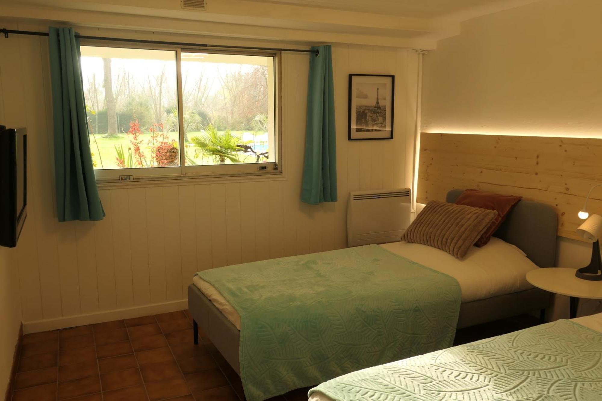 Appartement Familial Au Bord De La Marne, Jardin 8000M2, Piscine, Court De Tennis, Terrasse, Parking Gratuit Proche Disneyland Isles-lès-Villenoy Exteriér fotografie