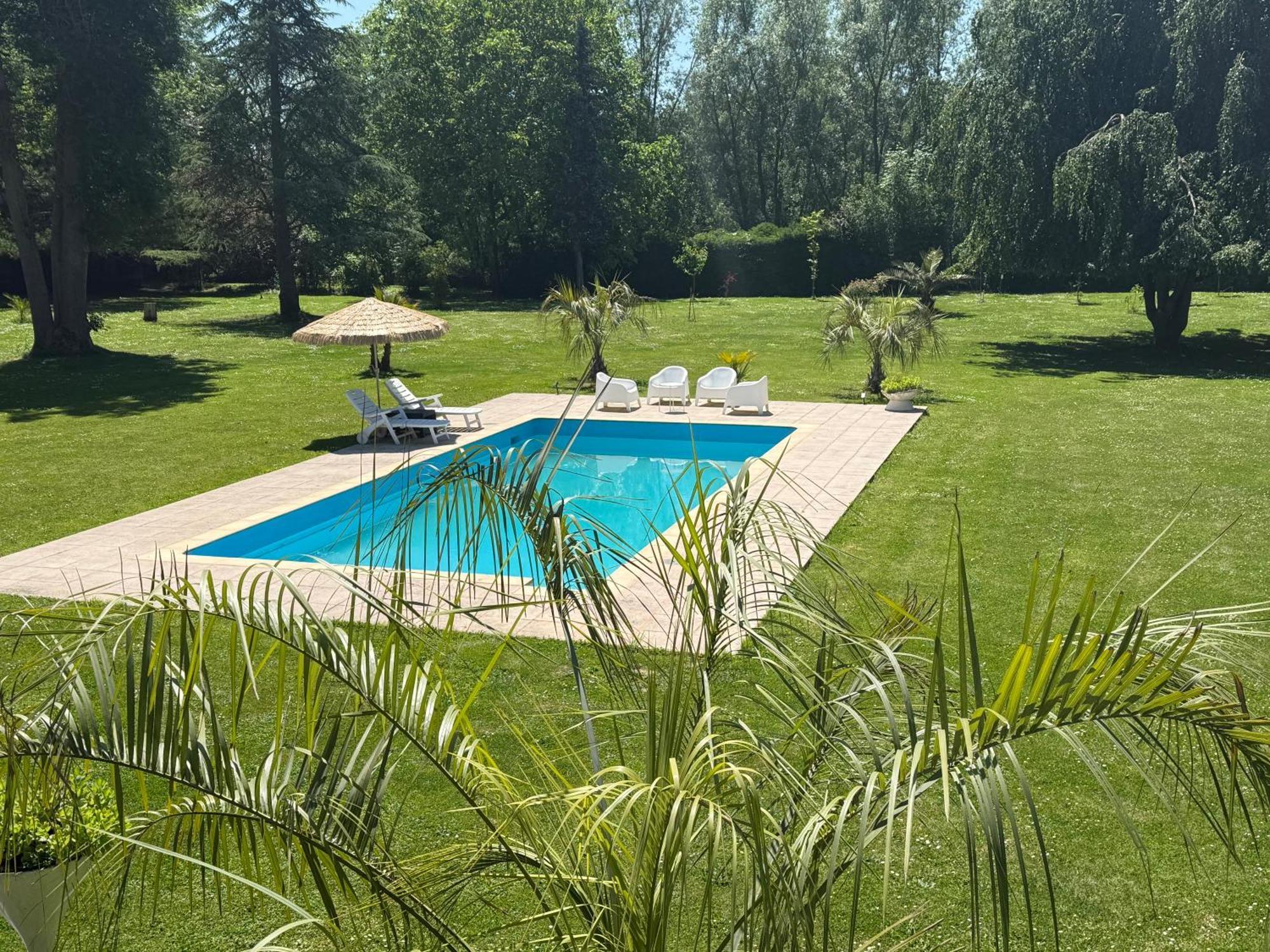 Appartement Familial Au Bord De La Marne, Jardin 8000M2, Piscine, Court De Tennis, Terrasse, Parking Gratuit Proche Disneyland Isles-lès-Villenoy Exteriér fotografie